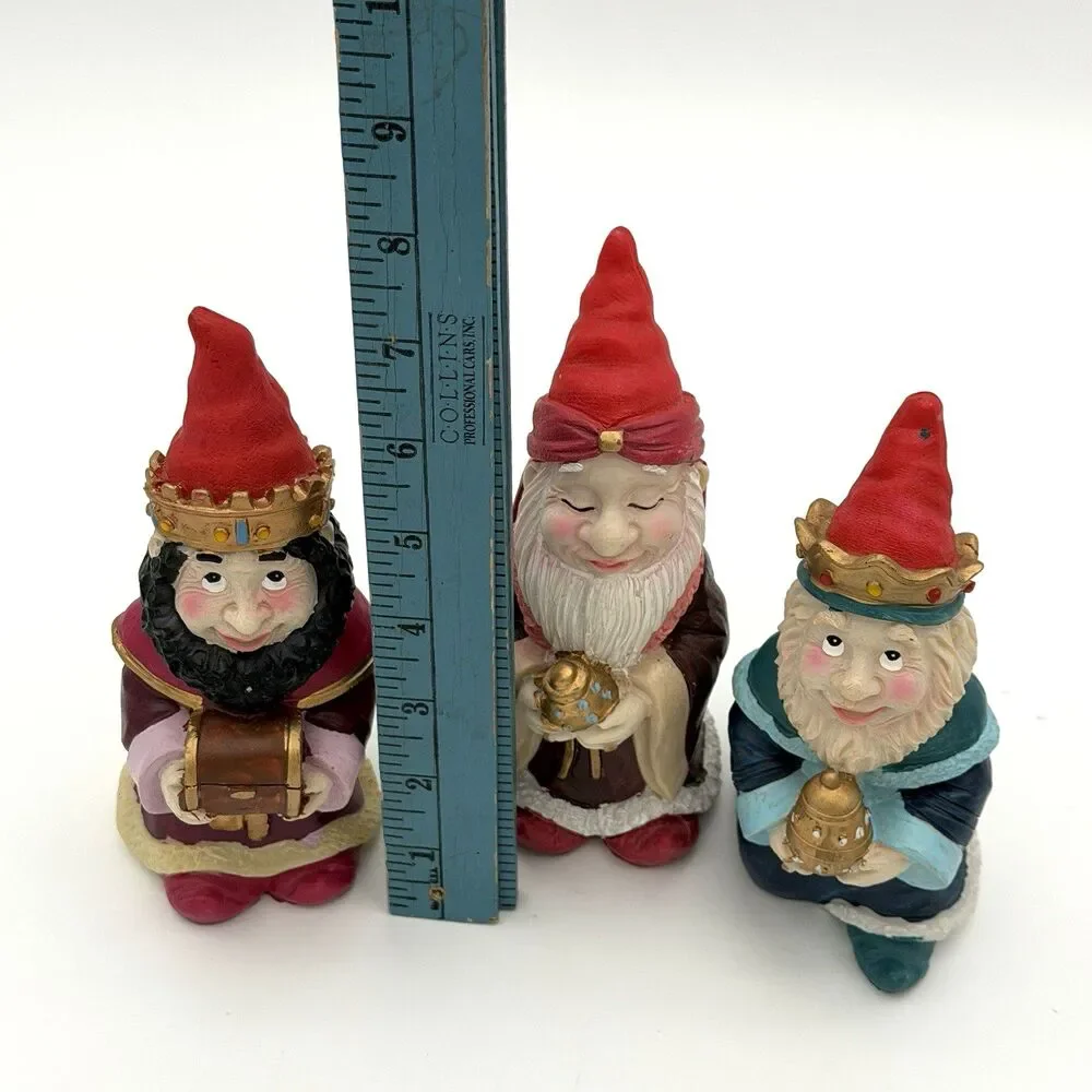 Vintage Gnome Nativity Set 7 Piece Resin Christmas Village Manger Scene